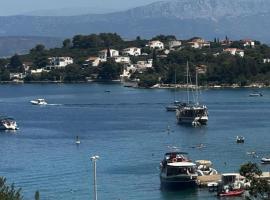 Villa Ornella, hotel en Nečujam