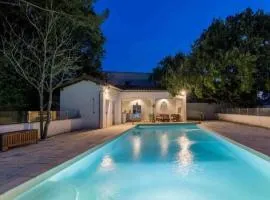 Maison Individuelle Piscine & Jardin