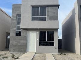New house in gated community, hotel din Monterrey