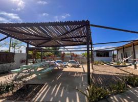 Viesnīca Royal Rat Hostel pilsētā Placencia Village