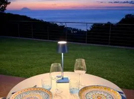 BLUE APARTMENT in VILLA ANGISI