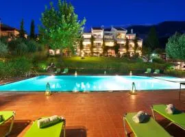 Felix Residence & Lucia Simona Villas