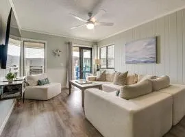 Ocean-View Balcony! Myrtle Beach 3rd-Floor Retreat