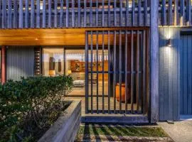 Luxe Apartment on Moa Coast & Country