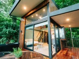 Stylish Tiny Home with Sea View and Bathtub