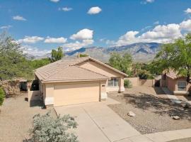4 Bedroom Retreat in the Heart of Oro Valley, hotel in Oro Valley