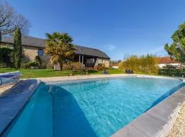 Sur Ussac - Domaine de Charme avec Piscine - Villa