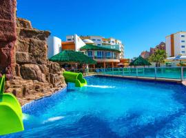 Las Palmas 2BR 2BA Suite 3rd FL Ocean View- B301, hotel a Campo del Medio