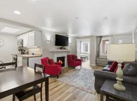 Beautiful Cozy Condo within walking distance to downtown Gatlinburg