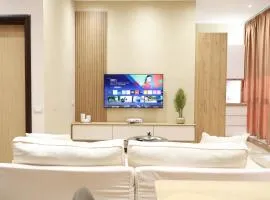 Palm Haven Premium Stay