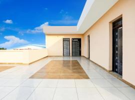 SPOT ON Prithvi Garden, Hotel in Hāpur