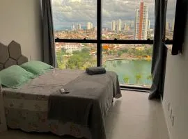 Flat luxo vista pro açude