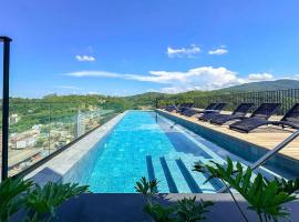 ON Smart Lofts - 3 min a pé da Oktoberfest com cama Queen, hotel en Blumenau