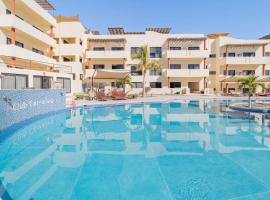 Oceanview condo w Resort amenities Steps to Beach โรงแรมในEl Sargento