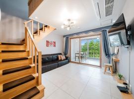 Samcheok The Ggeullim Pension, hotel a Samcheok