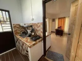 Limbay Little House at angeles