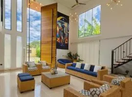 Casa de lujo ricaurte Cundinamarca