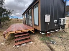 Waterfront Cabin Farm Escape