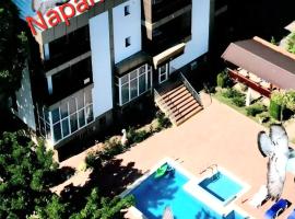 Naparis Boutique, Hotel in Eforie Sud