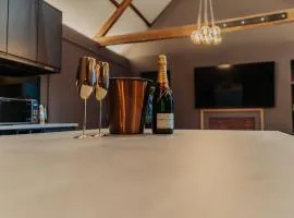 3-bedroom Penthouse - Castle views