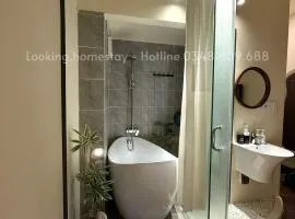 Looking Homestay D5, Bình Thạnh