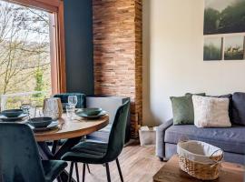 L'émeraude Waulsort – hotel w mieście Waulsort