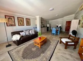 SeaTree Rest Stop at Paradise Beach - Jeffreys Bay