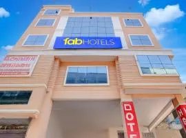 FabHotel Cozy Stay