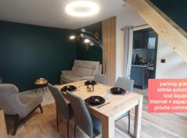 Au 24 a connerre – hotel w mieście Connerré