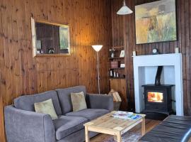 Helmsdale Lodge - all rooms en-suite, hotel i Helmsdale