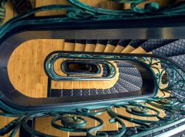 Mercure Lille Roubaix Grand Hôtel, מלון ברובה