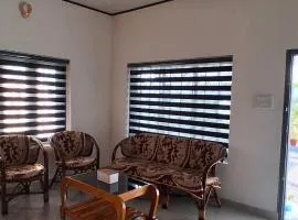 The J House Holiday Home