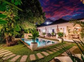 villa camelot seminyak bali