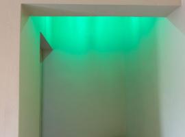 Sunbeam Stay, hotel a Gokarn