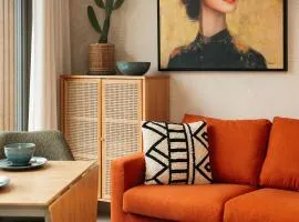 OP12, With free parking