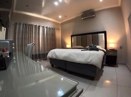 Viking Guest House, hotel a Mahikeng