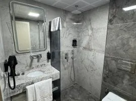 Elysia Plus Hotel