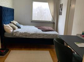 Big Room in shared apartment, Hotel in Kungälv