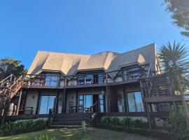 The Birdhouse Bed & Breakfast #NO Loadshedding #Solar Energy, hotel i Gonubie