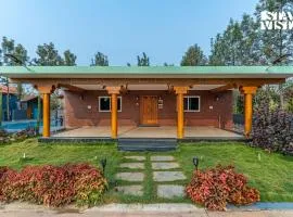 StayVista at The Boho Hideaway with Shared Pool, BBQ and Bonfire