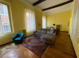 Casa Aurora: Modena şehrinde bir otel