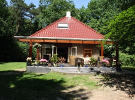 Landhuis "Op de Heugte", country house in Norg