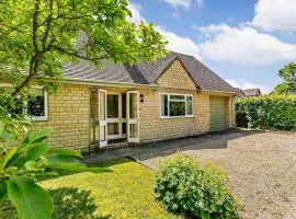 2 Bed in Moreton In Marsh oc-83379