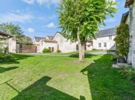 Maison familiale 5 chambres à Assay avec jardin
