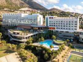 Higuerón Hotel Málaga, Curio Collection by Hilton, hotel en Fuengirola