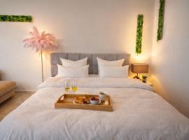 Tropic Lounge -I Billiard - Massage - Cinema - Terrasse - Küche - BBQ, hotel din Öhningen