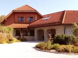 Family House 94