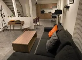 Charmante maison 2 chambres à Obourg-Mons ENGYH house2