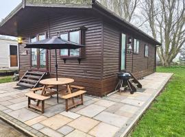 Christeena Lodge, hotel i Corton