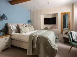 The Lansdowne Boutique Rooms with Breakfast - Adults Only